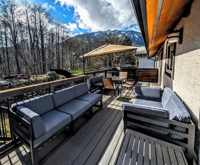 Creekside Haven Family-Friendly Squamish Home