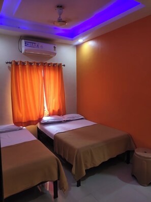 View from room - Hotel Sai View Shirdi (Rahata)