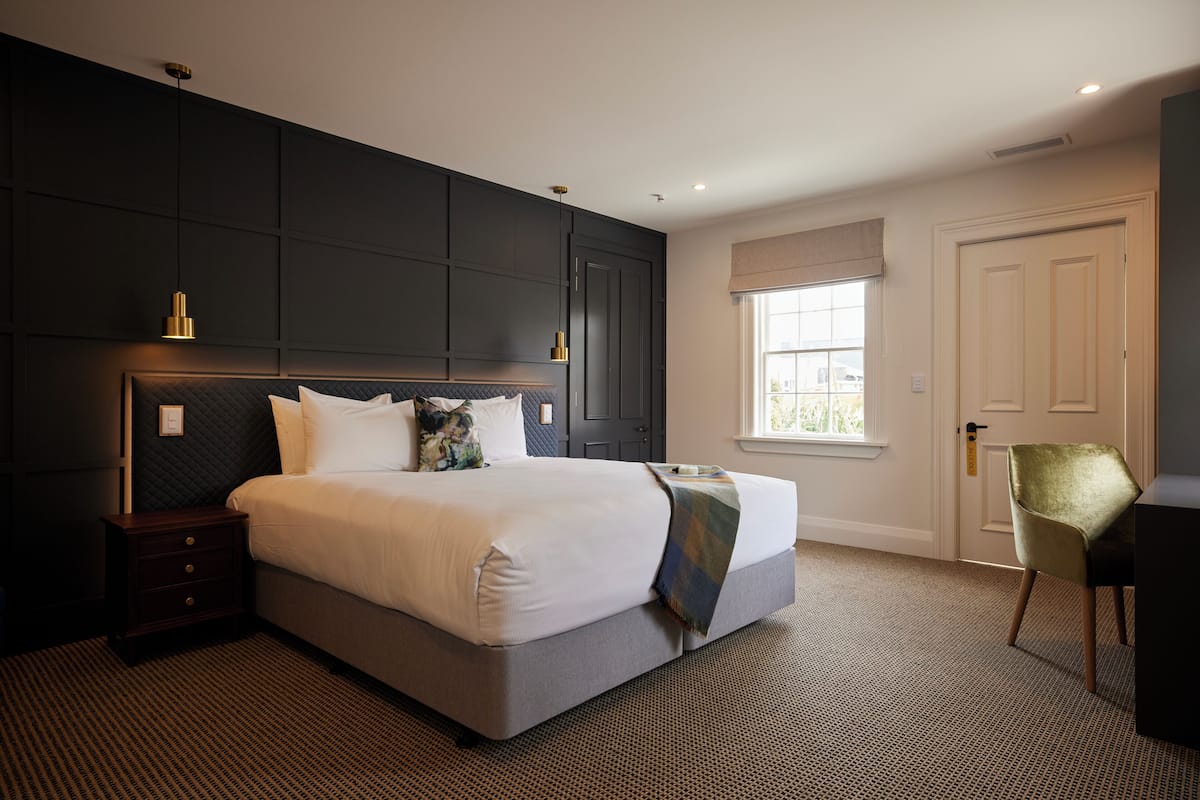 Literie de qualité supérieure, minibar, fer et planche à repasser