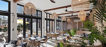 ザ クレメンツ ホテル