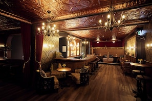 2 bars/lounges, cocktail bar - The Clements Hotel (Cambridge)