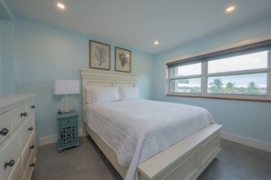 3 bedrooms, internet, bed sheets - A KOKOMO COTTAGE-A311: 3  BR, 2  BA Condominium in Key West, Sleeps 6 (Key West)