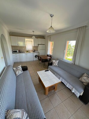 家庭公寓, 1 間臥室, 不可攜帶寵物, 城市景 | 1 間睡房、高級寢具、書桌、隔音