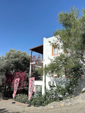 Exterior - Pinky Apart Otel (Bodrum)