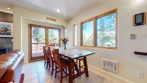 Condo, 3 Bedrooms | Dining - Lakeview Villas #26 3 Bedroom Condo by RedAwning (Mammoth Lakes)