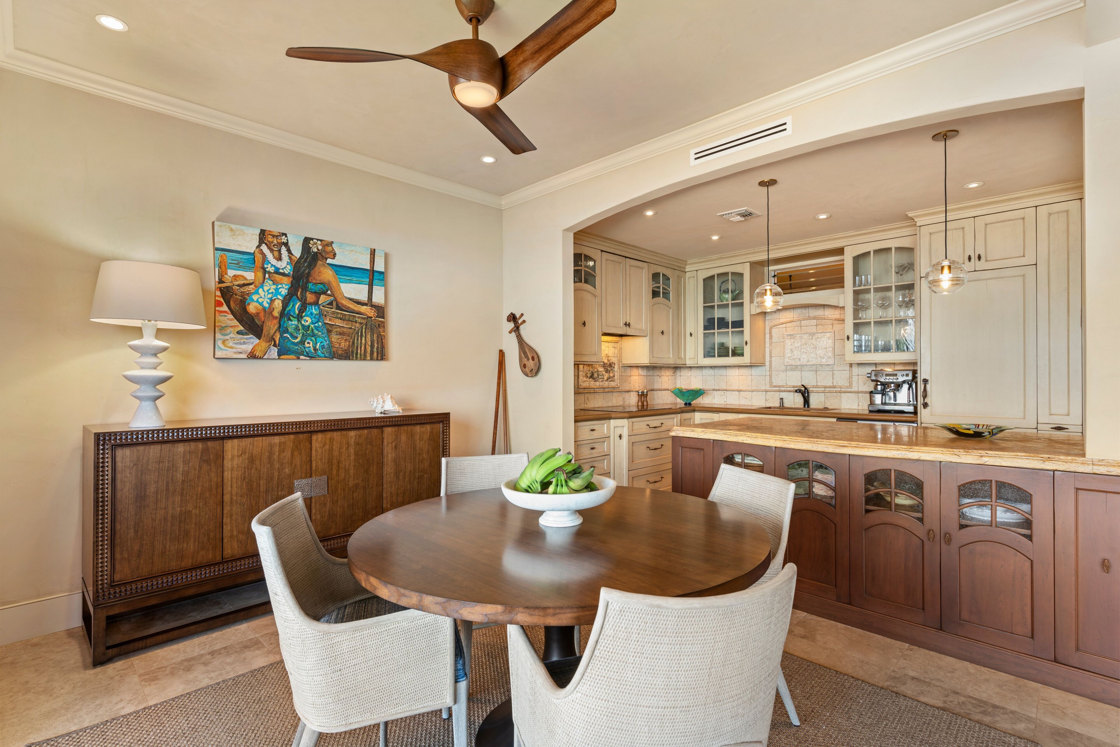 Condo, 2 Bedrooms | Dining
