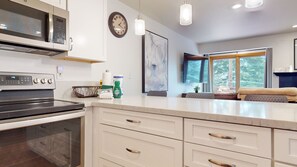 公寓客房, 3 間臥室 | 私人廚房 | 電冰箱、烤箱、咖啡機/沖茶器、烤麵包機