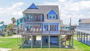 Exterior - Sandy Par (Bolivar Peninsula)