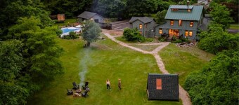 The Bend: Meadow Suite • Pool • Sauna • Fire Pits