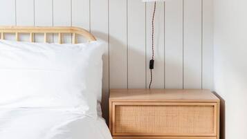 2 Schlafzimmer, Schreibtisch, Bügeleisen/Bügelbrett, WLAN