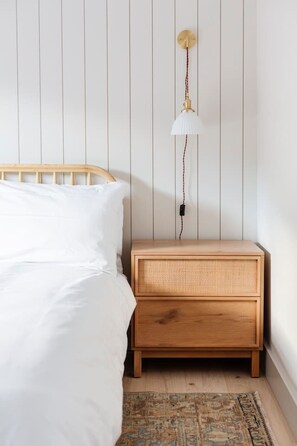 2 Schlafzimmer, Schreibtisch, Bügeleisen/Bügelbrett, WLAN