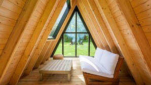 Interior - The Bend: Meadow Suite • Pool • Sauna • Fire Pits (Phoenicia)