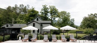 The Bend: Cottage • Pool • Sauna • Fire Pits