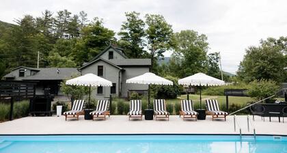 The Bend: Cottage • Pool • Sauna • Fire Pits