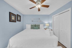 5 Schlafzimmer, Bügeleisen/Bügelbrett, kostenloses WLAN, Bettwäsche