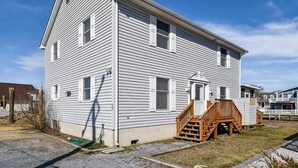 Exterior - Captivating Canal Views at This Bayside Getaway in Bethany Beach! (Bethany Beach)
