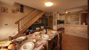 Unclassified image, 2 of 25, button - Azalea in Livigno With 3 Bedrooms and 2 Bathrooms (Livigno)