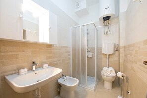 Apartment - Residenza Rocca Del Lago 4 (Riva del Garda)