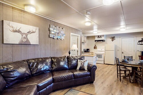Moose Hollow Apartment