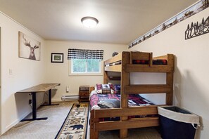 2 bedrooms, free WiFi, bed sheets