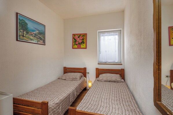 Family Apartment, Multiple Bedrooms (Countyside Apartment Gracijela) | 2 bedrooms, iron/ironing board, free WiFi, bed sheets - Countryside Apartments Labin (Sveta Nedelja)