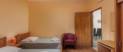 Appartement Familial, 2 chambres (Countryside Apartment Giani) | 2 chambres, fer et planche à repasser, Wi-Fi gratuit, draps fournis