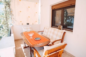 Casa | 4 camere, una scrivania