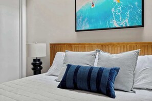 3 bedrooms, desk, iron/ironing board, WiFi