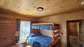 3 Schlafzimmer, Schreibtisch, WLAN, Bettwäsche