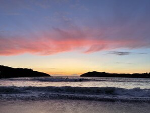 Beach - Beachy Chic Cottage 7 mins to Beach, Sleeps 6, EV charger, Parking x 2, Garden (Newquay)