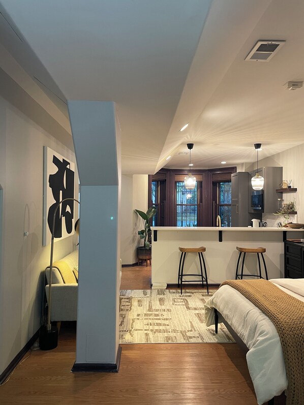 1 室のベッドルーム、WiFi、ベッドシーツ