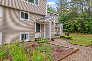 Exterior - • Hiker's Haven • Weekly & Monthly stays • Pool & Trails (Thornton)