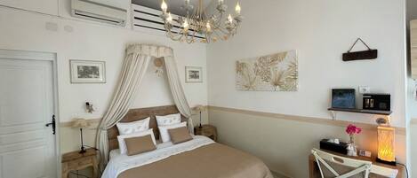 1 غرفة نوم ومكواة/لوح كي وواي فاي مجانًا وملاءات أسرّة