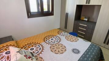 1 bedroom, iron/ironing board, free WiFi, bed sheets