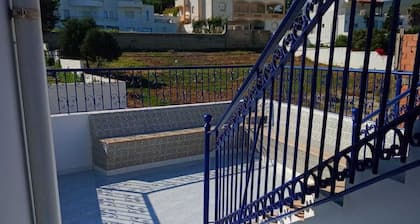 Nice 3-bedroom house with AC in Al Huwariyah