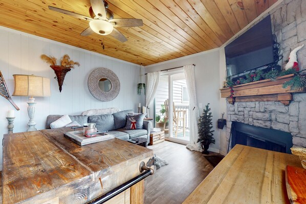 TV, fireplace, table tennis