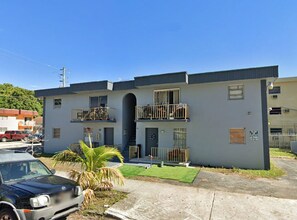 Exterior - Remodeled apartments in little havana (Miami)