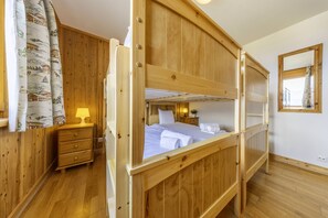 3 chambres, fer et planche Ă repasser, Wi-Fi gratuit, draps fournis