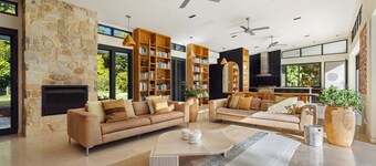 Pine Mountain - luxury rural estate with pool