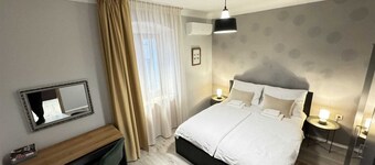 On main square, perfect location, 4 Seasons 2