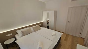 2 chambres, fer et planche Ă  repasser, Wi-Fi gratuit, draps fournis