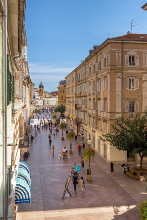 Property grounds - Main square Corso, CosyLux 3 (Rijeka)