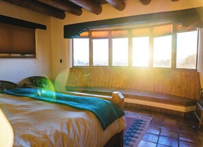 3 Schlafzimmer, Schreibtisch, Bügeleisen/Bügelbrett, kostenloses WLAN
