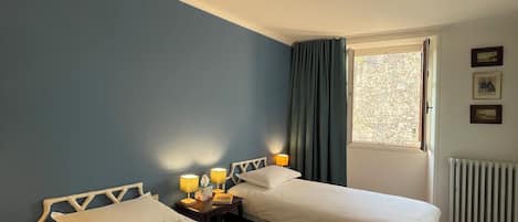3 Schlafzimmer, Bügeleisen/Bügelbrett, WLAN, Bettwäsche