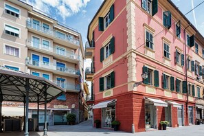 Front of property - Stylish and Colorful Apartment (Rapallo)