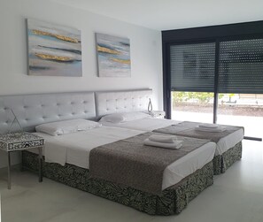 5 habitaciones y caja de seguridad en la habitación 