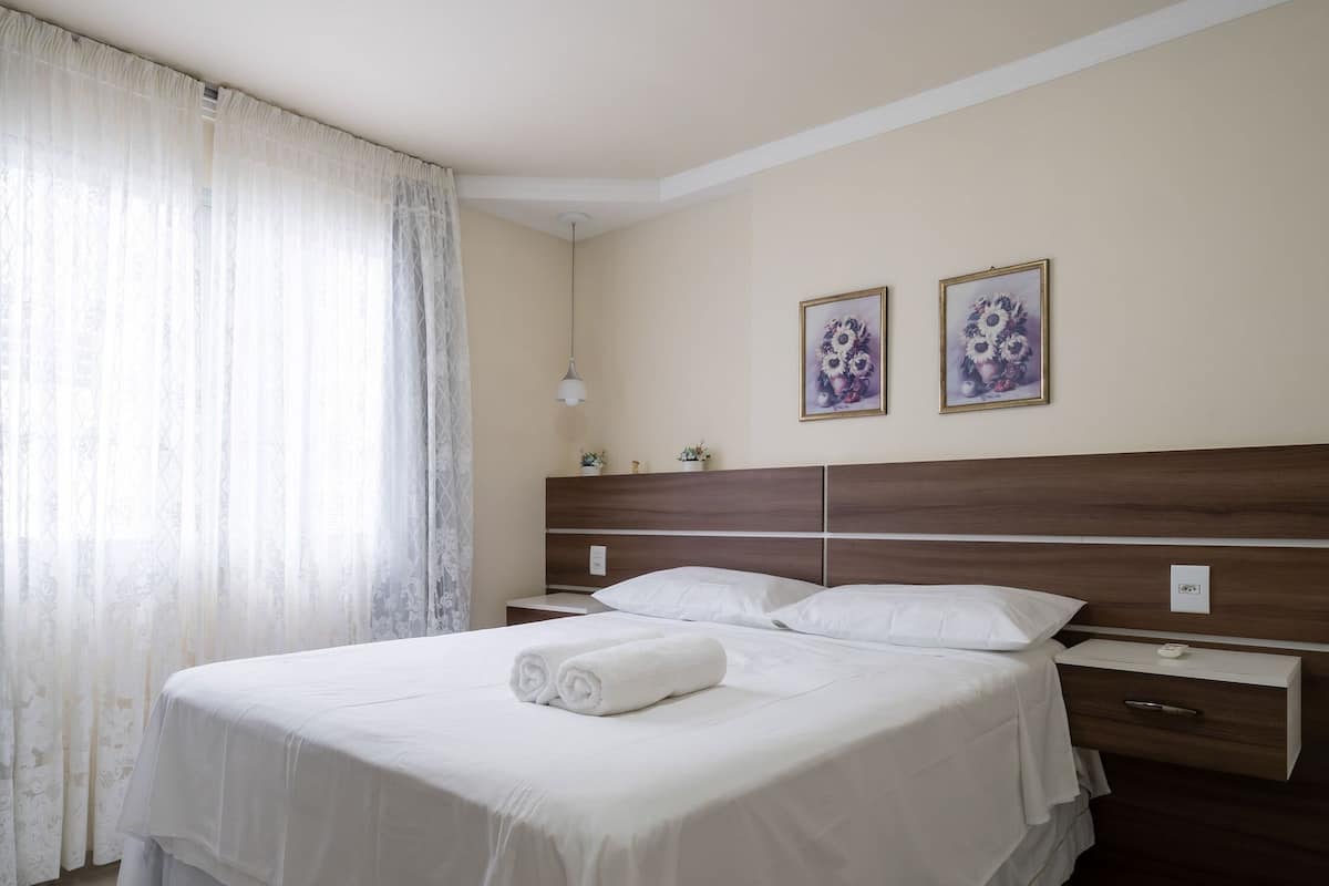 Appartamento Basic | 2 camere, Wi-Fi gratuito, lenzuola