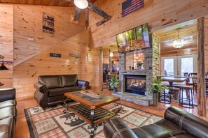 Smart TV, fireplace, stereo