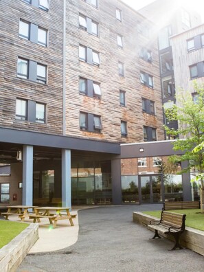 Overnatningsstedets indgangsparti