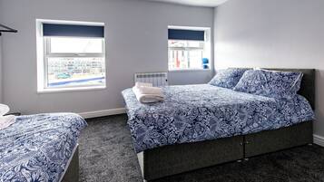 4 bedrooms, iron/ironing board, free WiFi